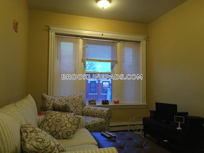 Brookline Apartment for rent 2 Bedrooms 1 Bath  Washington Square - $2,600