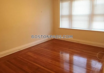 Brookline 4 Bed 2 Bath BROOKLINE- BOSTON UNIVERSITY $6,100  Boston University - $6,400