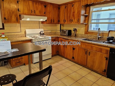 Medford 5 Beds 2 Baths  Tufts - $5,500