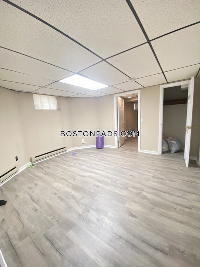 Medford 4 Beds 2 Baths  Tufts - $4,400