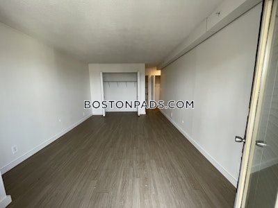 Mission Hill 3 Beds 2 Baths Boston - $4,931 No Fee