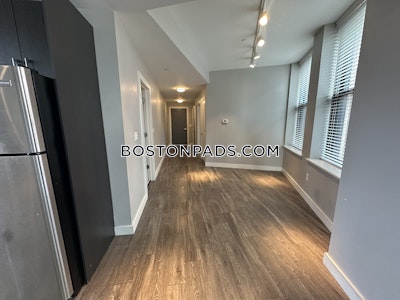 Lynn 2 Bed 1 Bath LYNN $2,500 - $2,500 No Fee