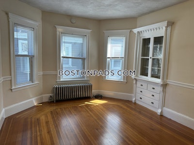 Back Bay 1 Bed Back Bay Boston - $4,150