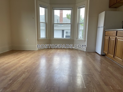 Quincy 1.5 Beds 1 Bath  Quincy Center - $1,800