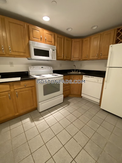 Fenway/kenmore Fantastic 1 Bed 1 Bath on Queensberry St Boston - $2,800