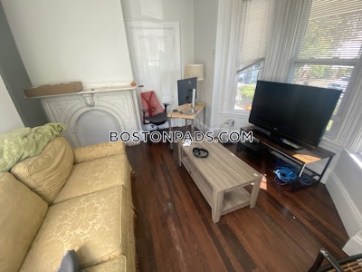 Somerville 5 Beds 1 Bath  Tufts - $6,375