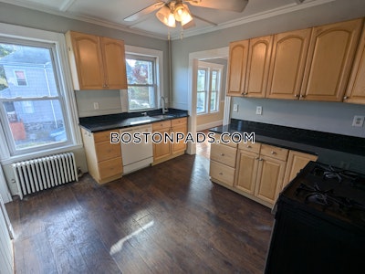 Medford 3 Beds 1 Bath  Tufts - $3,200