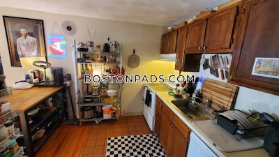 Allston 2 Beds 1 Bath Boston - $2,735 50% Fee