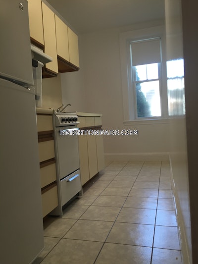 Brighton 1 Bed 1 Bath Boston - $2,470 No Fee