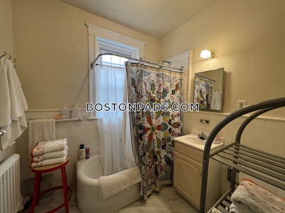 Brookline Apartment for rent 1 Bedroom 1 Bath  Washington Square - $2,350