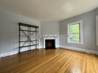 Cambridge Apartment for rent 3 Bedrooms 1 Bath  Harvard Square - $3,600 50% Fee