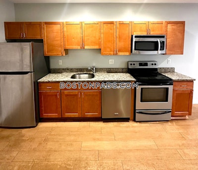 Worcester  Studio 1 baths - $1,550 No Fee