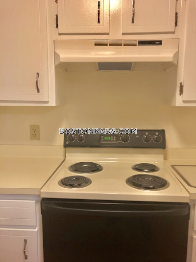 Woburn Super nice 1 Bed 1 Bath  - $2,095